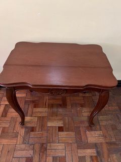 2 wooden side tables