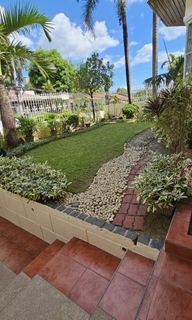 5 bedroom single detached house with pool & garden near ateneo