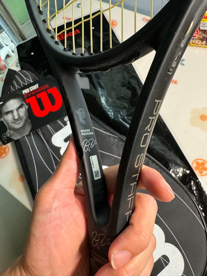 近全新全套齊絕版WILSON PROSTAFF RF97 V11.0 340g 網球拍
