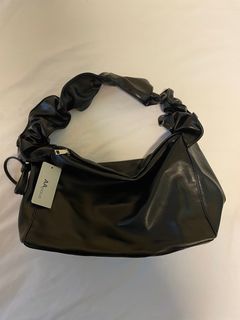 （分類：）位於 。 由 misscool18 提交（商品編號 1301122349，圖片 1）。簡介： 。