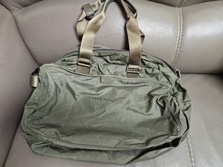 （分類：）位於 。 由 lou05 提交（商品編號 1301090856，圖片 1）。簡介： 。