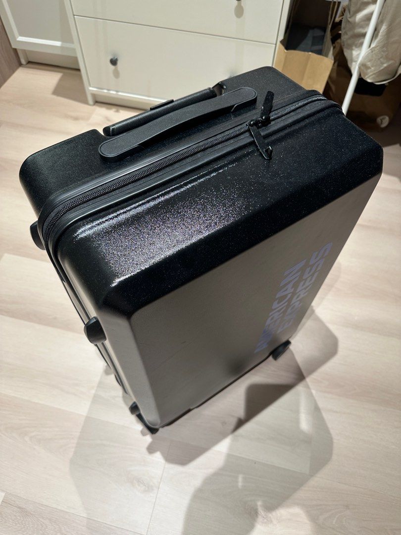American Express luggage 24 inch, Hobbies & Toys, Travel, Luggages on