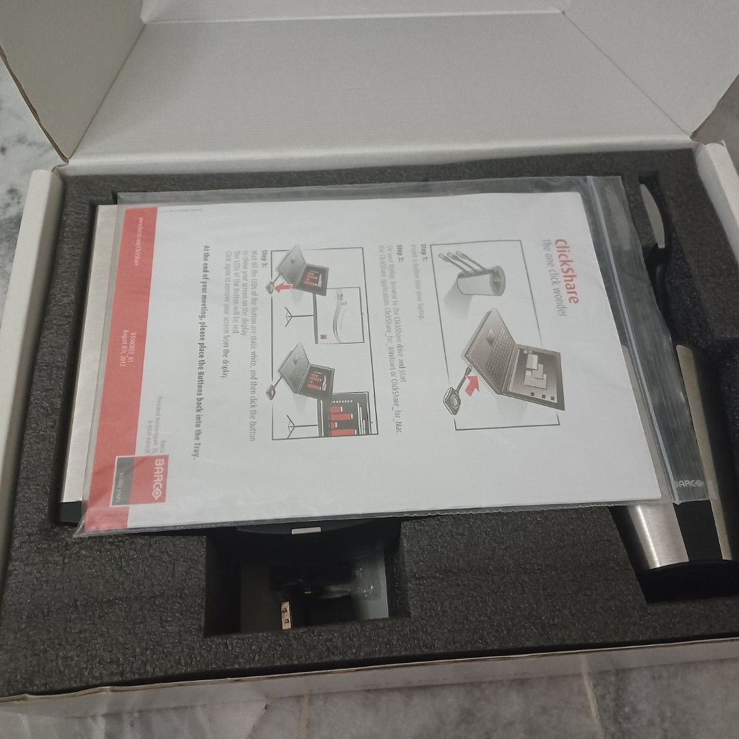 Barco Clickshare Set R9861005NA CSC-1 4 Button Base Wireless ...