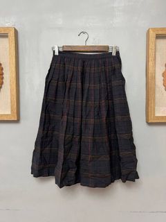 Black checkered skirt