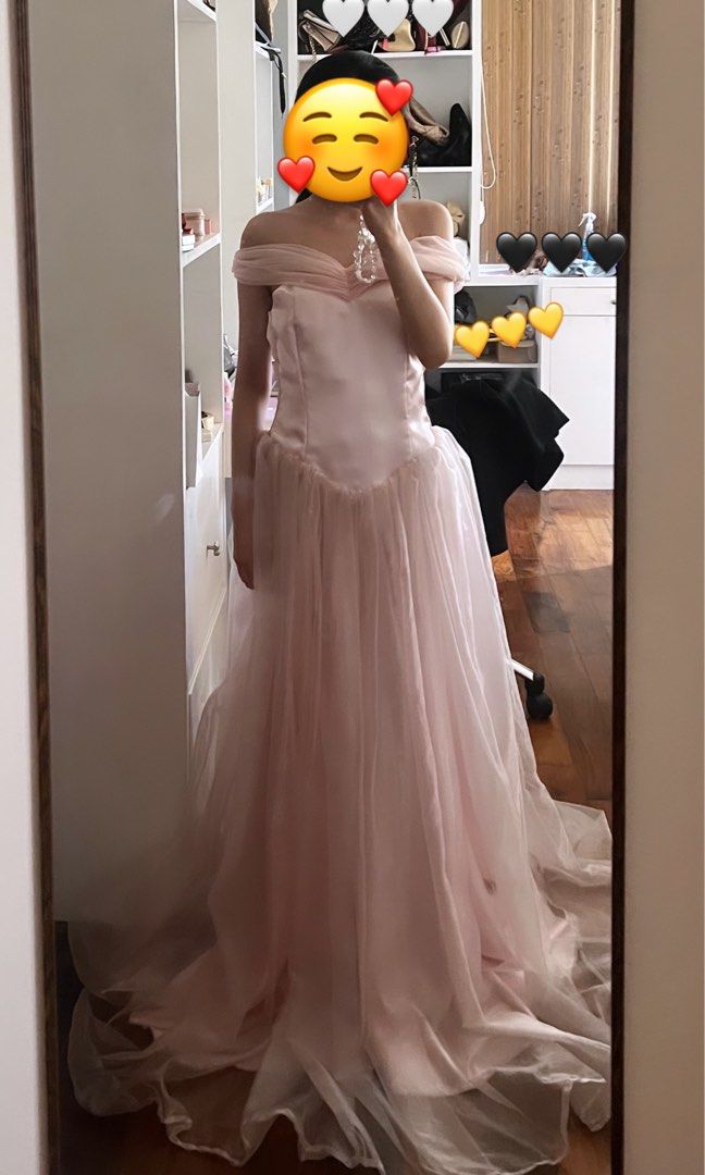 Blush Pink Ball Gown XS-S (Category: Evening dresses & gowns) located in Taguig. Submitted by prelovedthingstaguig (Listing ID 1300970910, Image 2). Description: Used 1x at a predebut shoot. Fits XS-S Length: i’m 5 flat but wore 4 inch heels add petticoat to make it fluffier .