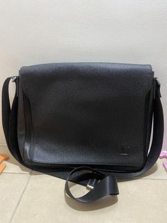 Black Louis Vuitton Sling Bag