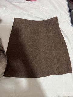 Brown mini skirt