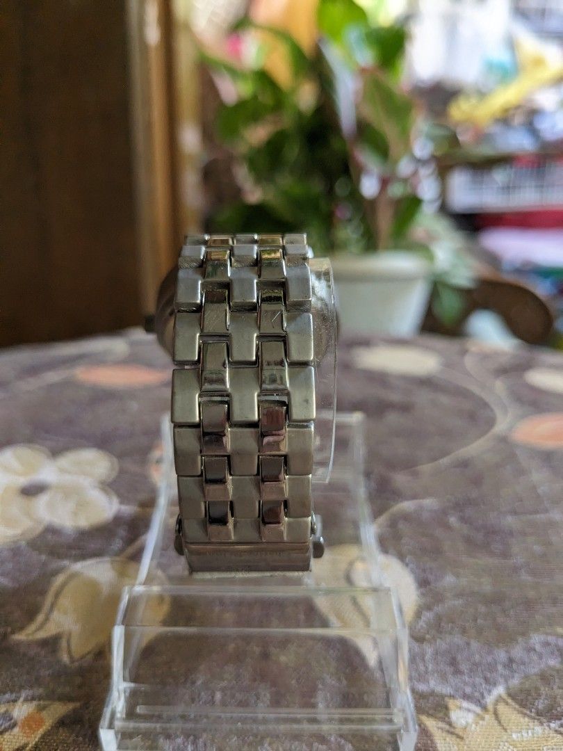 Charles Delon Precision Men's Watch (Category: Men's Watches) located in Cabuyao City. Submitted by soigneboutiqueshop (Listing ID 1301048574, Image 2). Description: Details: Dome Glass; frosted matte; with Day and Date window Movement Type: Japan Movement Wrist Size: 6.25".