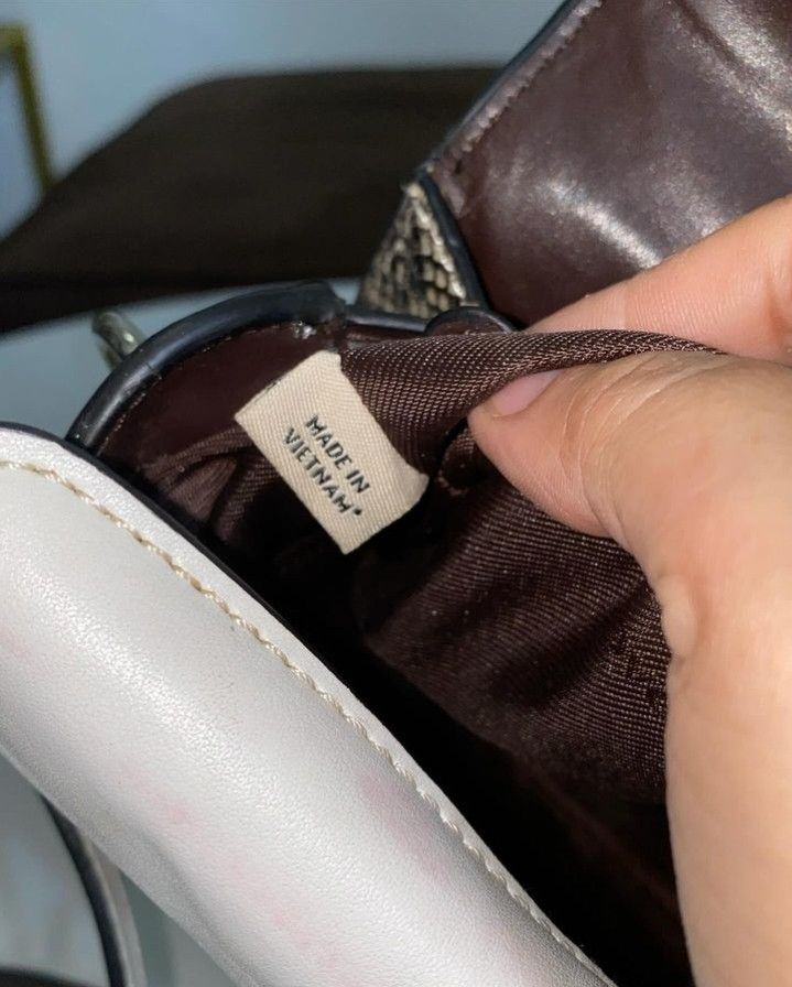 COACH MADE IN VIETNAM FULL KULIT ASLI, Fesyen Wanita, Tas & Dompet di