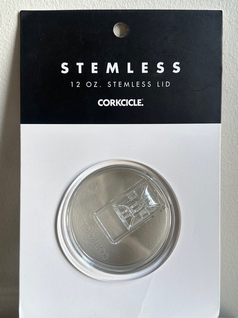 Corkcicle 12oz Clear Stemless Lid (Category: Water Bottles & Tumblers) located in Pasig City. Submitted by sabsellsseashells (Listing ID 1301016703, Image 1). Description: Brand new Rfs: got the wrong size.