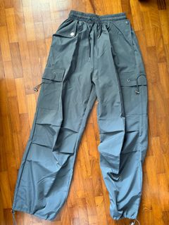 (Category: ) located in . Submitted by melonpan_buys (Listing ID 1301002763, Image 1). Description: .