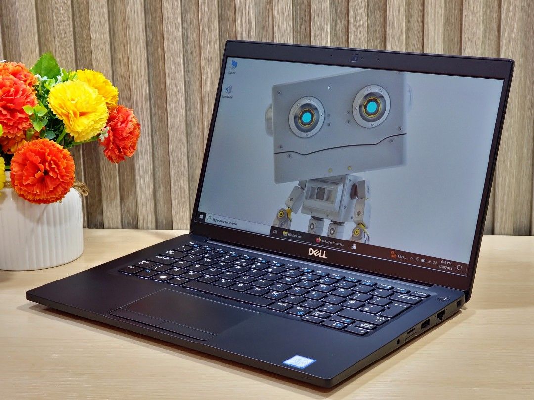 DELL 7390 i7 16GB SSD 512GB FHD オフィス2024