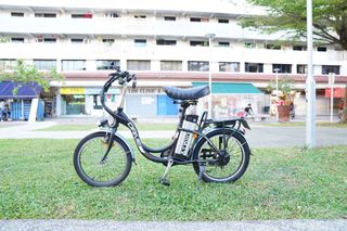 (Category: ) located in . Submitted by drivebikes (Listing ID 1301068779, Image 1). Description: .