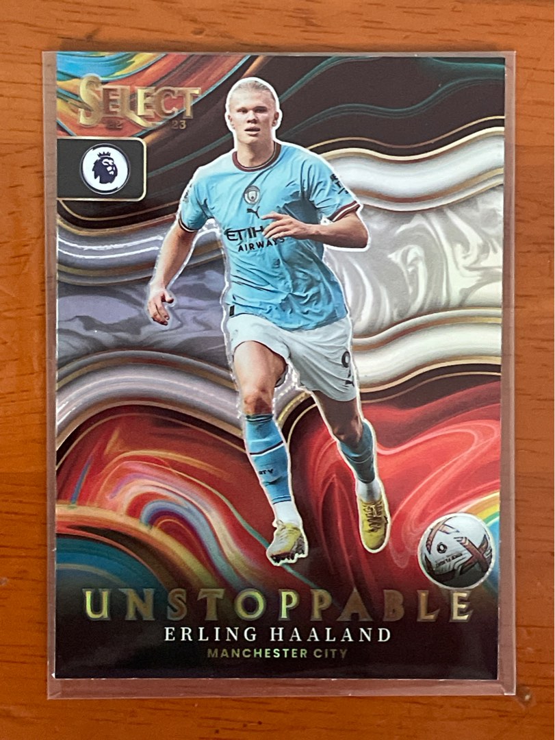 Carte Topps Erling Haaland 2022/23 Manchester City - Parallèle Verte /14 Rare