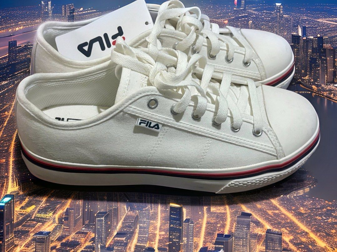Fila 5.5 size Men s Fashion Footwear Sneakers on Carousell