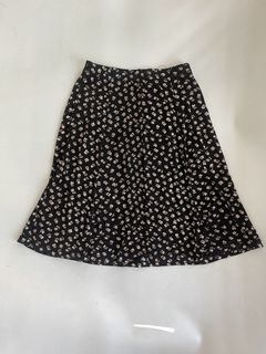 Floral garterized skirt