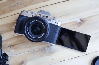 Fujifilm XT-200 SLR STYLE Mirrorless Vlogging Camera