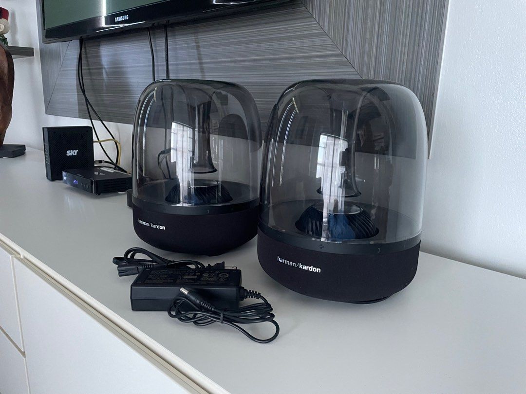 harman/kardon 2 speakers (Category: Soundbars, Speakers & Amplifiers) located in Taguig. Submitted by joe.joe8 (Listing ID 1300959117, Image 1). Description: Selling 2 harman/kardon Aura Studio 2 speakers. Lightly used. Still in good condition. .