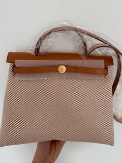 （分類：）位於 。 由 ckleungbb 提交（商品編號 1301031152，圖片 1）。簡介： 。