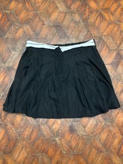 Highwaisted Pleated Skirt