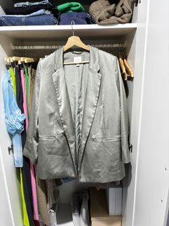 H&M | Single-Breasted Blazer and Trouser [Set]