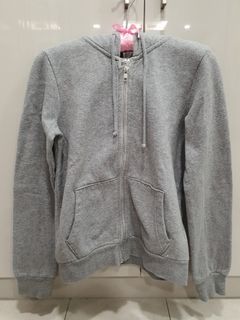 H&M Divided Full-zip Hoodie in Gray with Long Sleeves