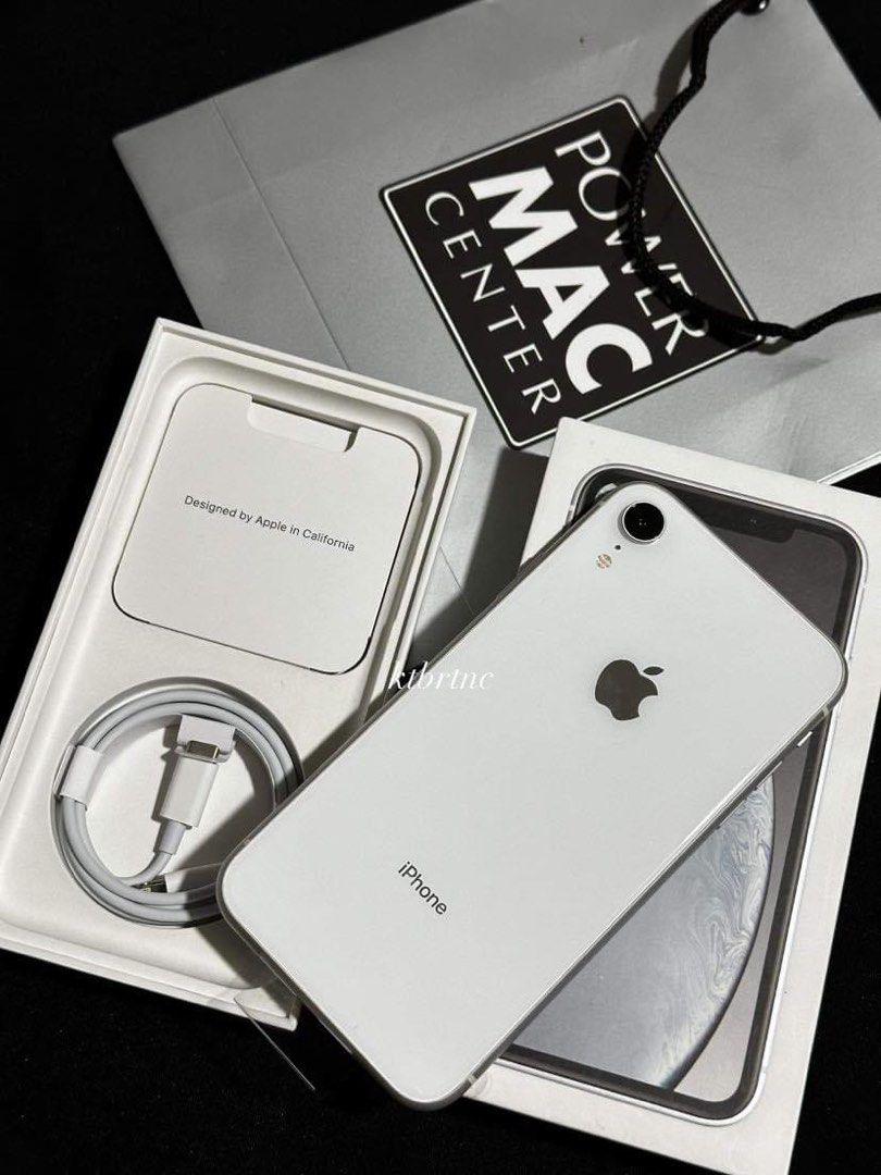 iPhone XR 128gb (Category: iPhone X Series) located in Cavite. Submitted by katbritani92264 (Listing ID 1301006673, Image 2). Description: iPhone XR 128 GB Factory Unlocked White (slim box) •Used but still in good condition •77% battery health •Smooth, no dents, light scratches only Complete package (orig box same imei, rep cord, manuals) Free tempered glass and case 12990 Pick up Meet up COD/COP.
