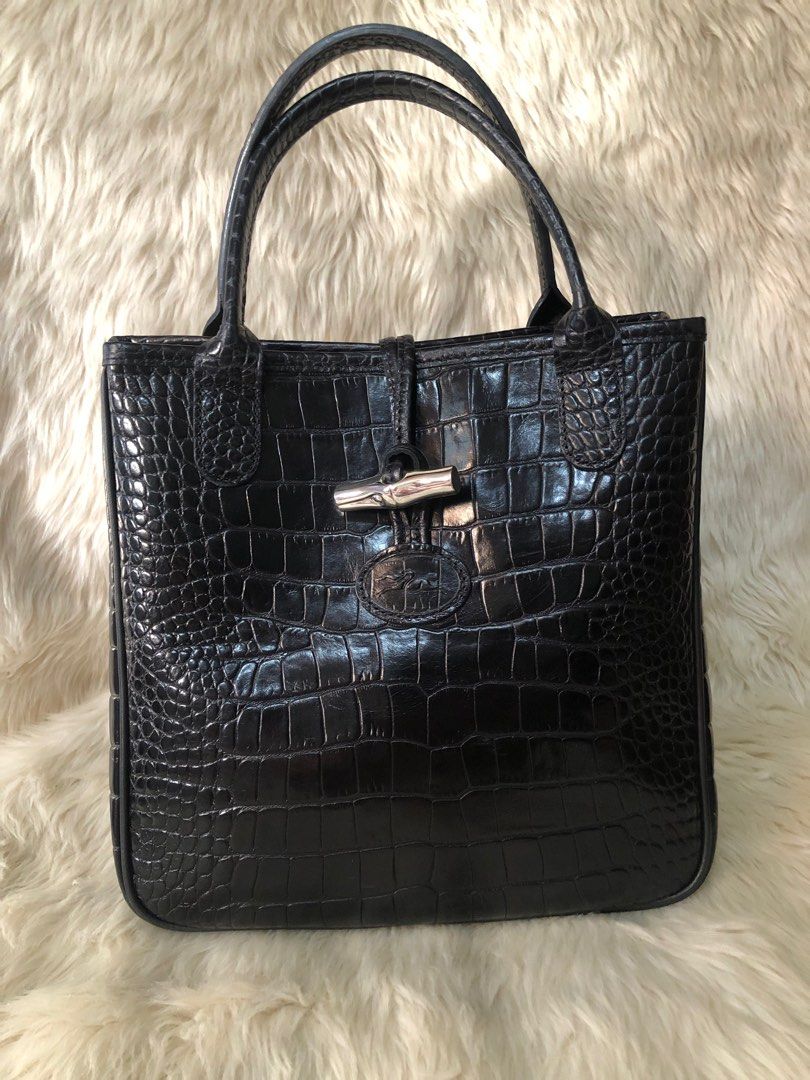 LONGCHAMP ROSEAU (Category: Luxury Bags & Wallets) located in Naga. Submitted by shieshop (Listing ID 1301023769, Image 1). Description: Original Longchamp Roseau handbag Medium size black leather Croc Embossed Japan Preloved.