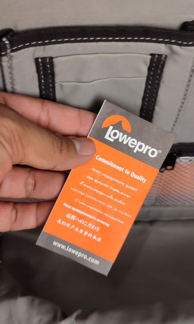 Lowepro CompuDayPack camera bagpack (Category: Backpacks) located in Quezon City. Submitted by edwinvuru (Listing ID 1301054967, Image 3). Description: lowepro CompuDayPack camera bagpack like new.