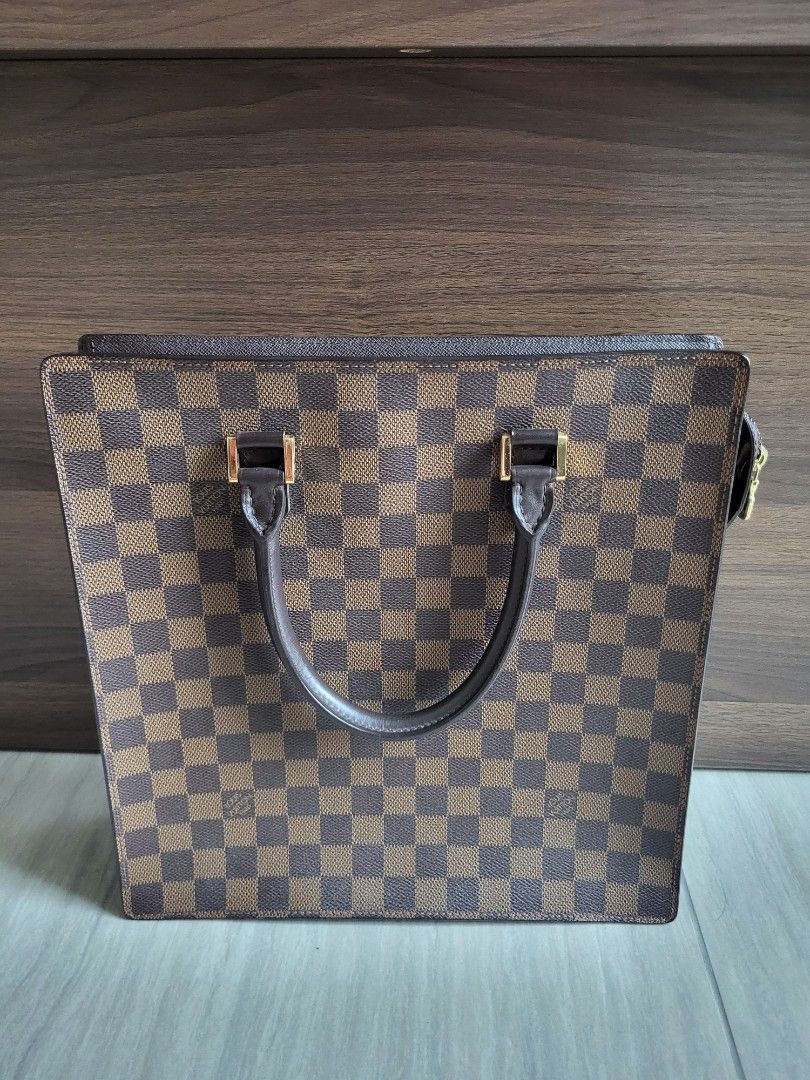 LV classic Louis Vuitton Venice Sac Plat Bag Carousell
