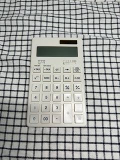 （分類：）位於 。 由 daisy.va 提交（商品編號 1300970655，圖片 1）。簡介： 。