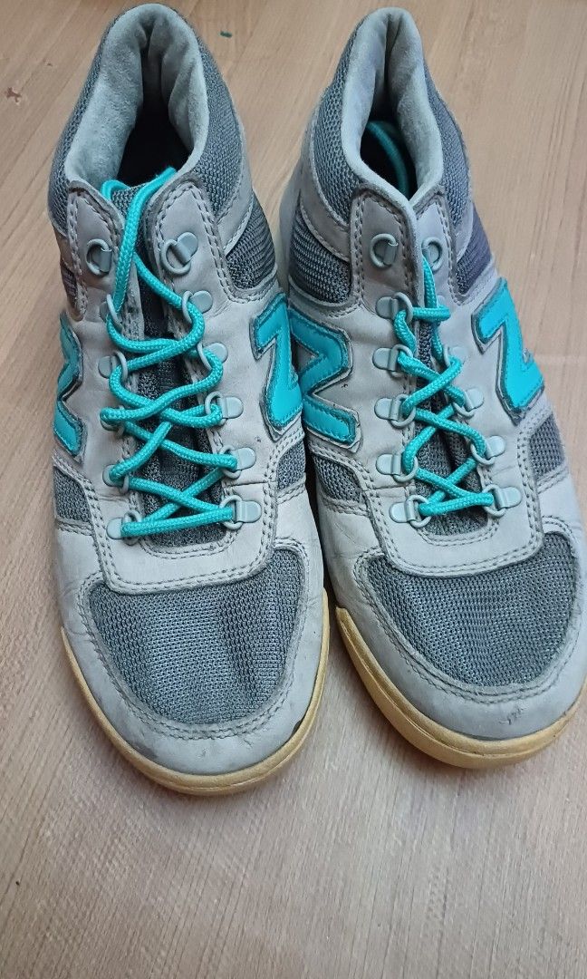 NEW BALANCE 710 Outoor, Fesyen Pria, Sepatu Sneakers di Carousell