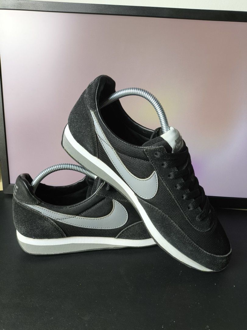 Nike elite waffle 7.5uk 8uk Men s Fashion Footwear Sneakers on Carousell