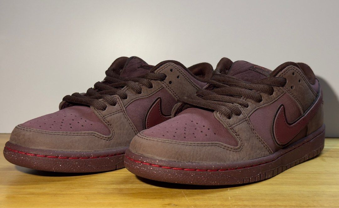 burgundy nike dunks low