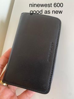 nine west wallet good as new original sale 400 onhand small