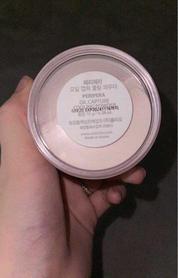Peripera Oil Capture Cooling Powder 11g (Category: Makeup) located in Quezon City. Submitted by jdc21 (Listing ID 1300977992, Image 2). Description: Comes as is Used less than 10x Puff is unused 2024 expiry.