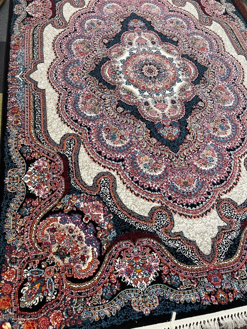 Persian carpet65073558050049113