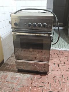 Pre-loved / Used 4 burner Elba Gas Oven