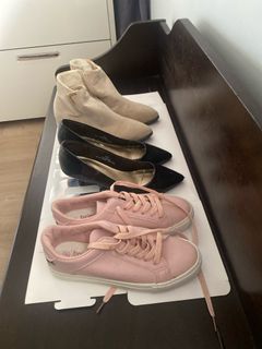 (Category: ) located in . Submitted by carmelia.closet (Listing ID 1301014837, Image 1). Description: .