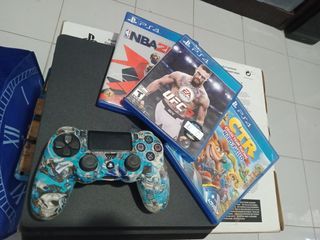 Ps4 slim 500gb with games