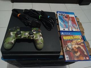 Ps4 slim with games