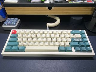 （分類：）位於 。 由 rdvll 提交（商品編號 1301100709，圖片 1）。簡介： 。