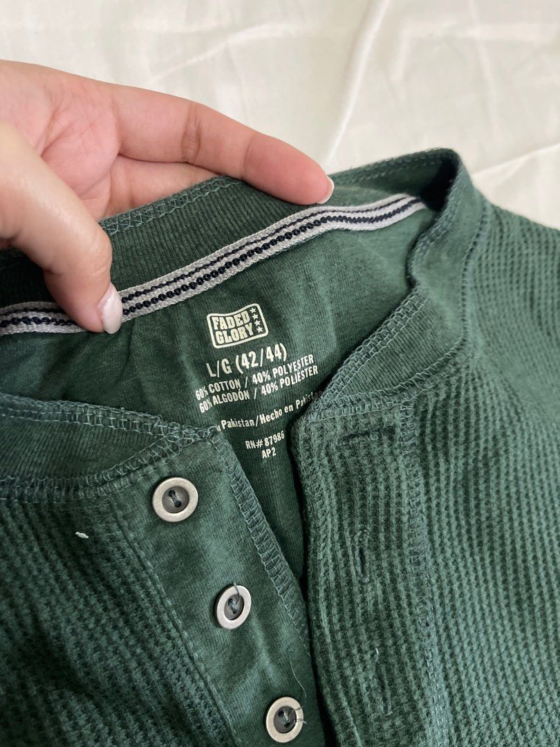 Reworked Cropped Knitted Coordinates (Category: Sets or Coordinates) located in Malabon City. Submitted by shop.kristine (Listing ID 1300951455, Image 3). Description: In very good condition Used once only Skirt fits 26-27 Super cute! XS- semi M.