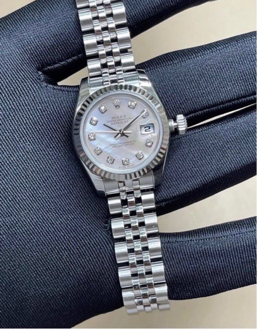 Rolex ladies (Category: Luxury Watches) located in San Fernando. Submitted by tintinpuno (Listing ID 1301080487, Image 1). Description: Mother of pearl 26mm.