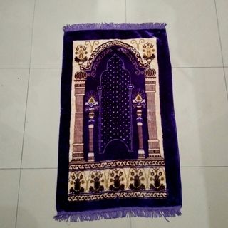 (Kategori: ) berada di . Dikirim oleh davoda (ID iklan 1301057574, Gambar 1). Deskripsi: .