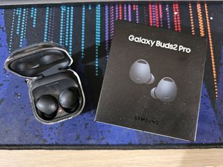 Samsung Galaxy Buds 2 Pro Graphite - Lightly Used (Ready to Ship ASAP)