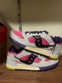 (Category: ) located in . Submitted by limheng93 (Listing ID 1301043087, Image 1). Description: .