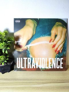 SEALED: LANA DEL REY- ULTRAVIOLENCE ALTERNATE COVER BLUE AND VIOLET COLORED VINYL (LP PLAKA NOT CD)