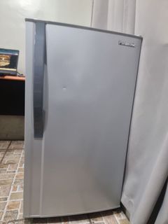 Second hand Panasonic NR-A5613ES refrigerator
