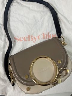 （分類：）位於 。 由 hhhhuhh 提交（商品編號 1301058861，圖片 1）。簡介： 。